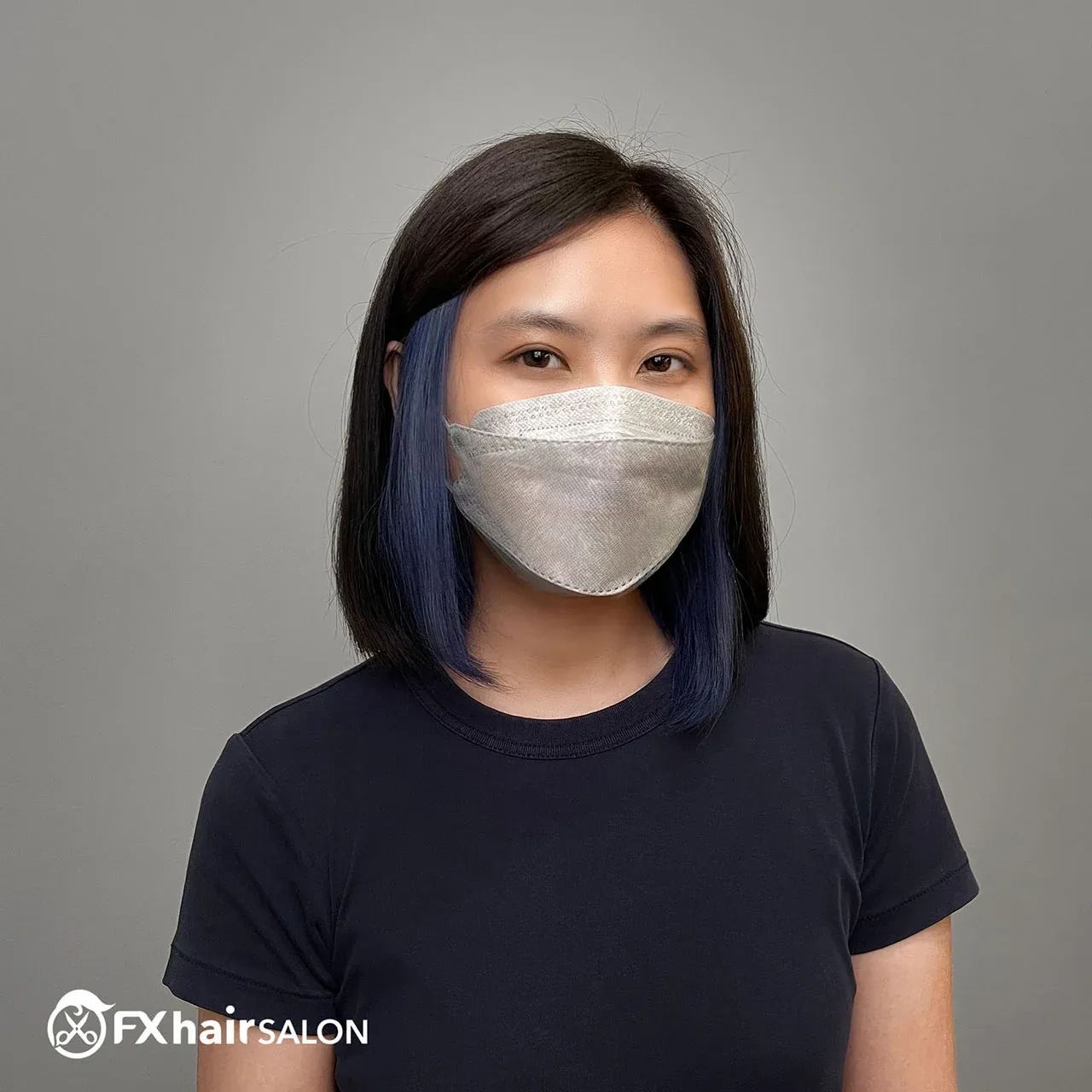 女生長髮的藍色漂染